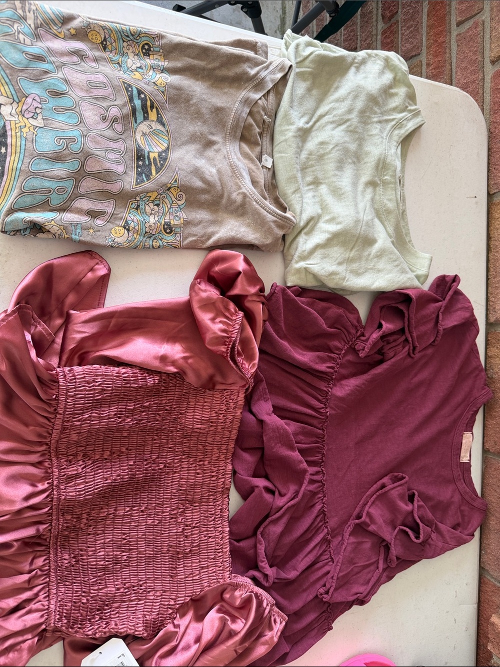 Bundle Altar’d state tops size small